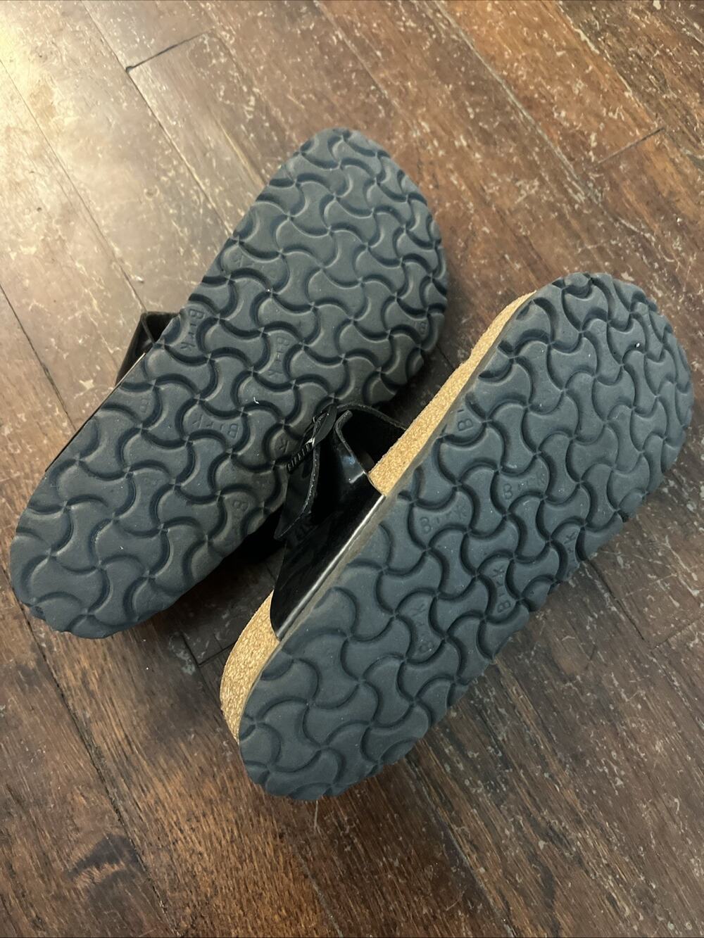 Birkenstock Gizeh Thong Sandals Womens Size 9 / 40 Black Patent Leather Slip On - Picture 3 of 4